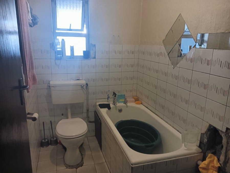 2 Bedroom Property for Sale in Connaught Estate Western Cape